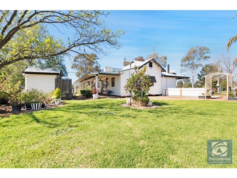 64 Clifton Street, Mathoura NSW 2710