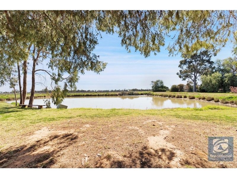 64 Clifton Street, Mathoura NSW 2710