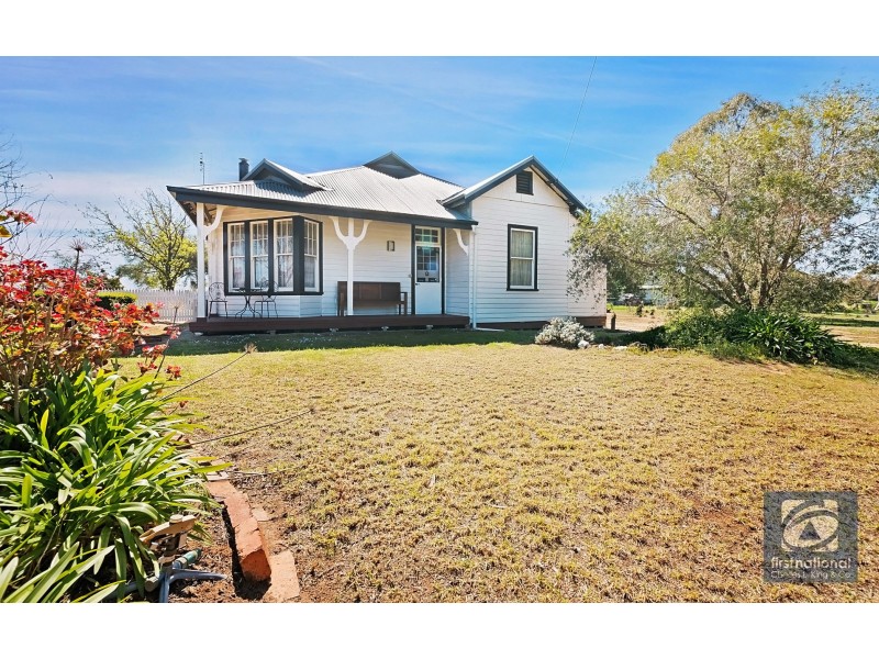 64 Clifton Street, Mathoura NSW 2710