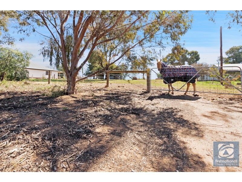 64 Clifton Street, Mathoura NSW 2710