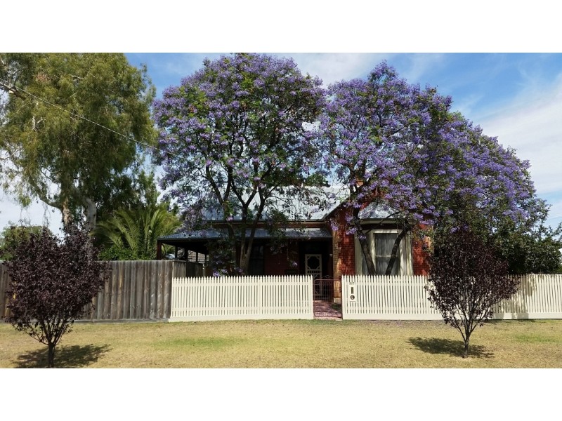 67 Hovell Street, Echuca VIC 3564