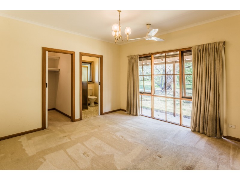 17 Maidensmith Drive, Moama NSW 2731