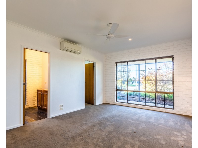 61 Lawson Drive, Moama NSW 2731