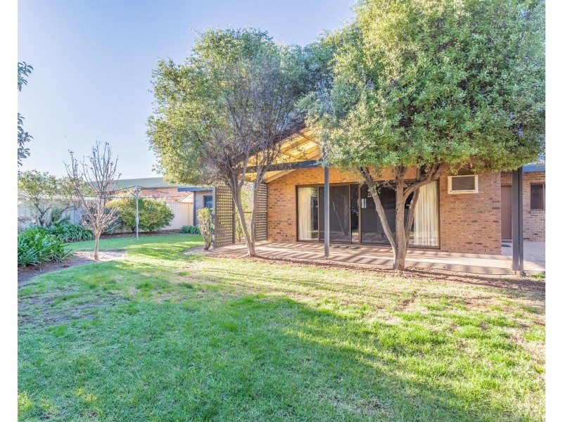 61 Lawson Drive, Moama NSW 2731