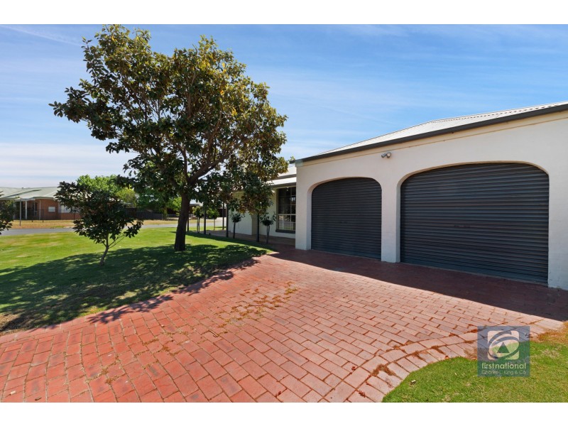 6 Canberra Court, Moama NSW 2731