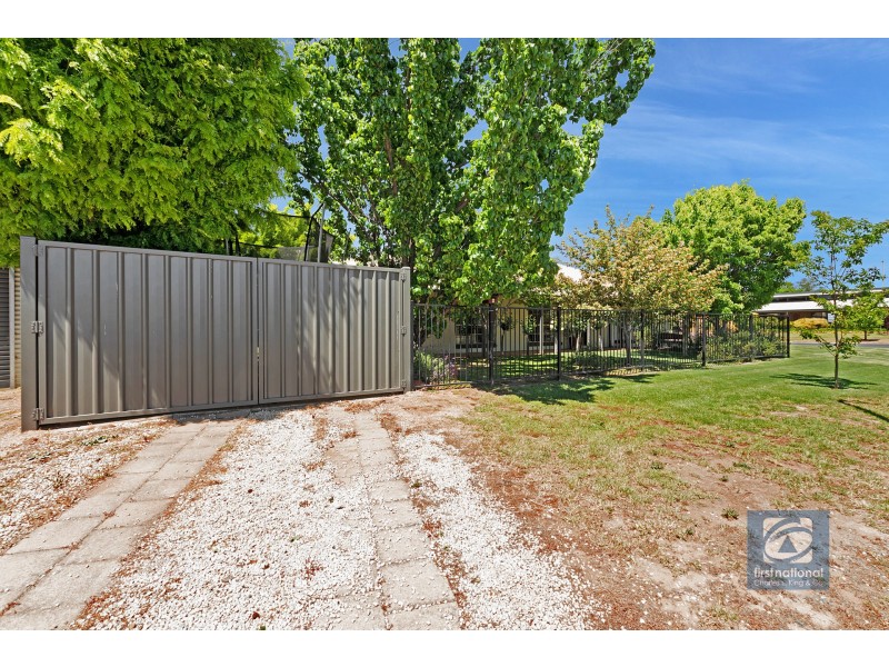 6 Canberra Court, Moama NSW 2731