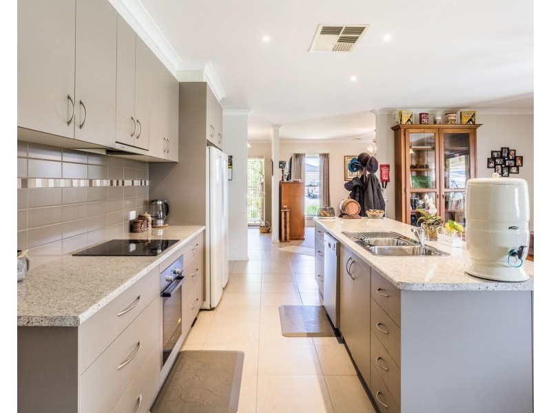 4 Howell Drive, Echuca VIC 3564
