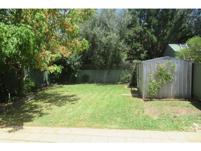 11 Bolton Street, Echuca VIC 3564