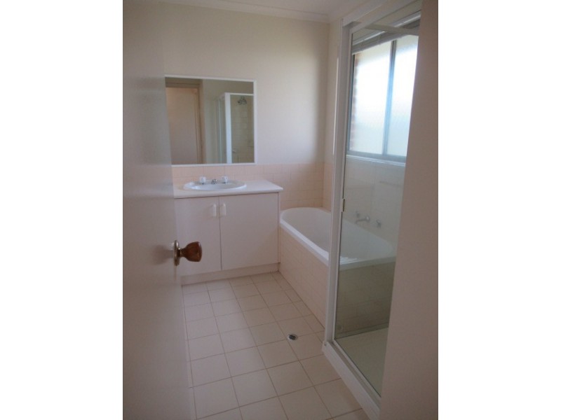 1/16 McLaren Drive, Moama NSW 2731