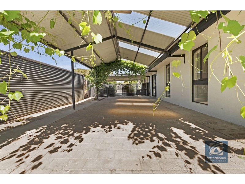 66 Crossen Street, Echuca VIC 3564