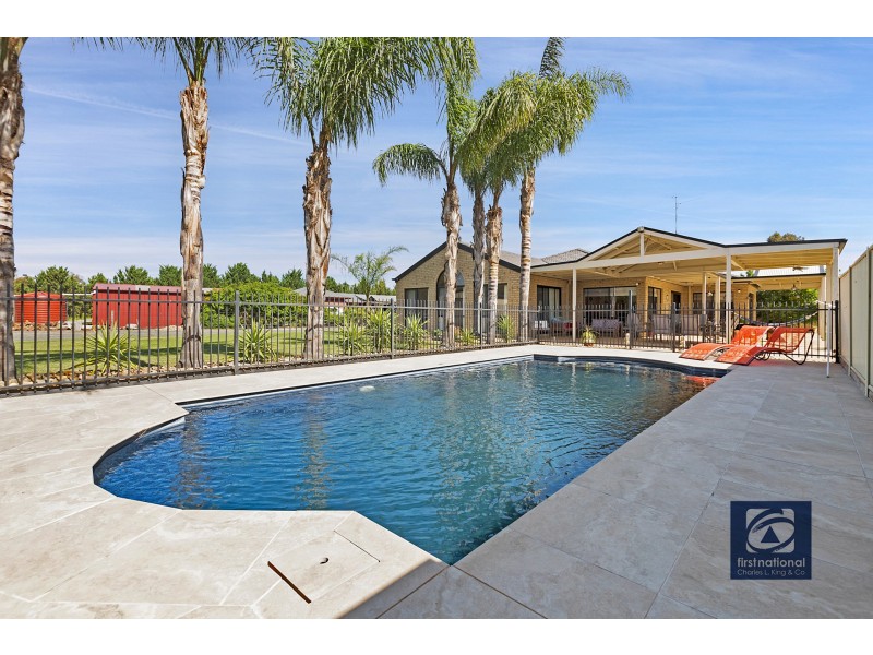 33 Chelsworth Drive, Echuca VIC 3564