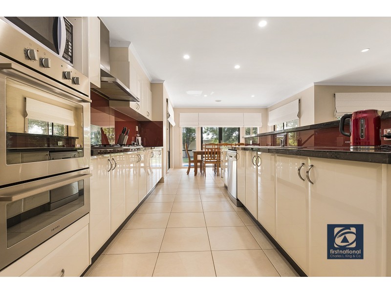 33 Chelsworth Drive, Echuca VIC 3564