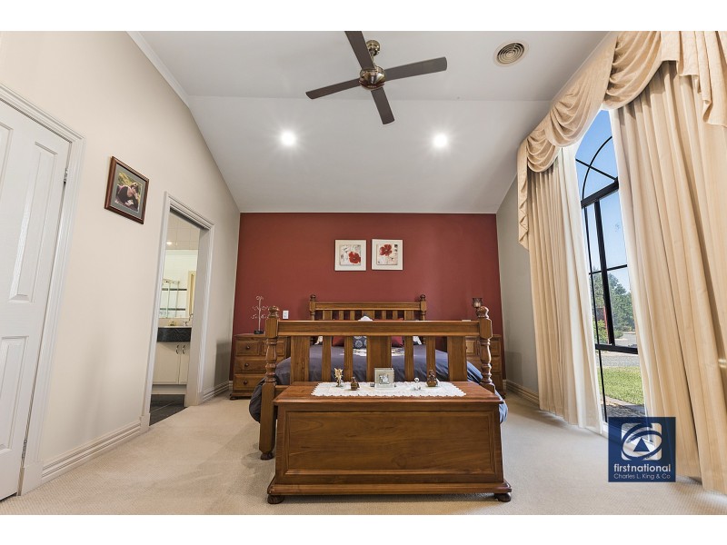 33 Chelsworth Drive, Echuca VIC 3564