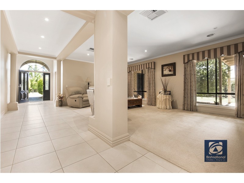 33 Chelsworth Drive, Echuca VIC 3564