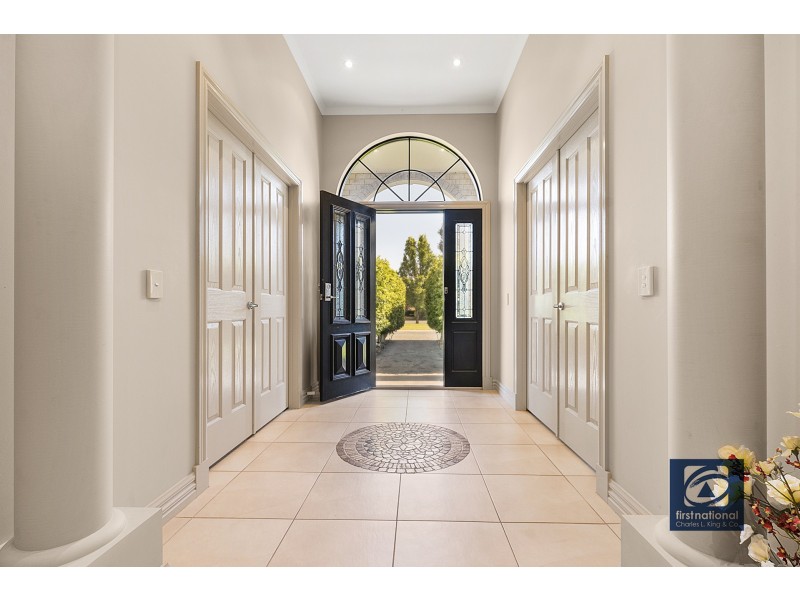 33 Chelsworth Drive, Echuca VIC 3564