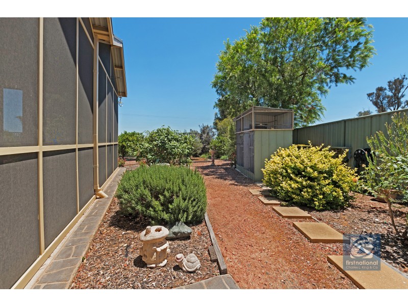 29 Woodlands Circuit, Echuca VIC 3564