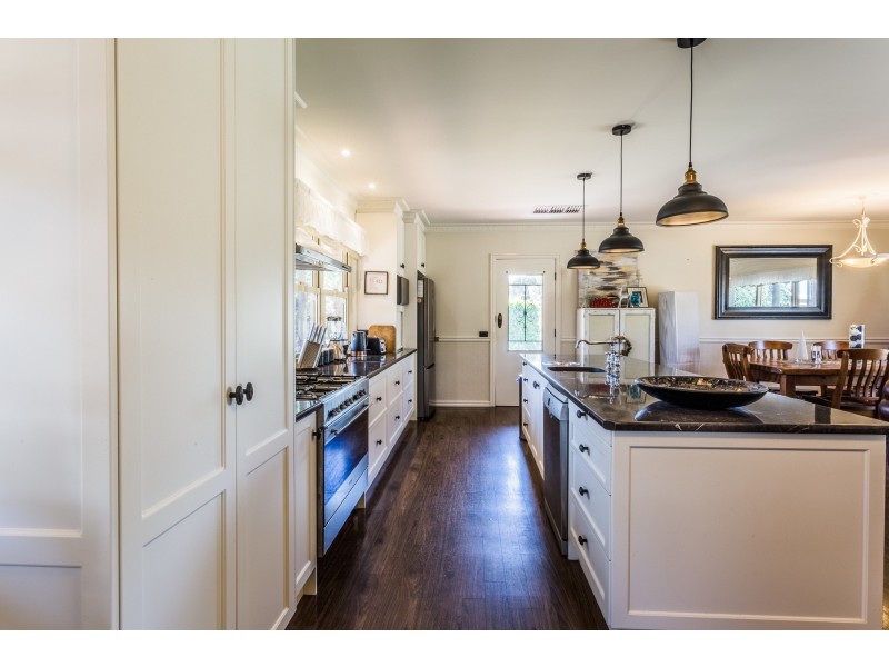 107 Latham Road, Echuca VIC 3564