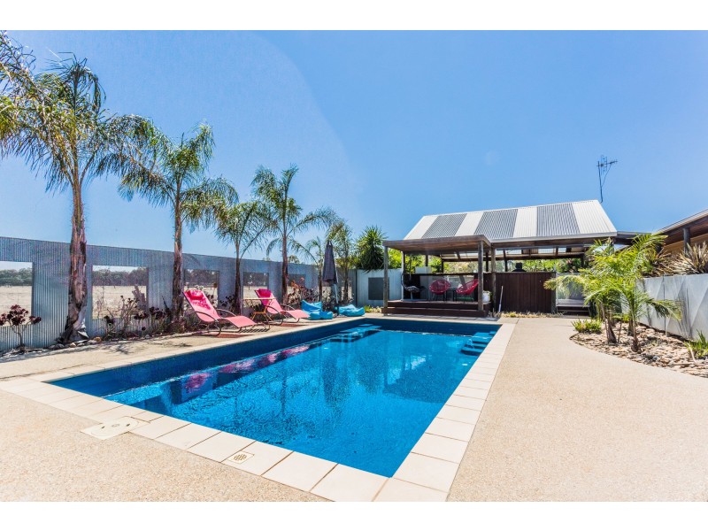 107 Latham Road, Echuca VIC 3564 First National Charles L King Sold