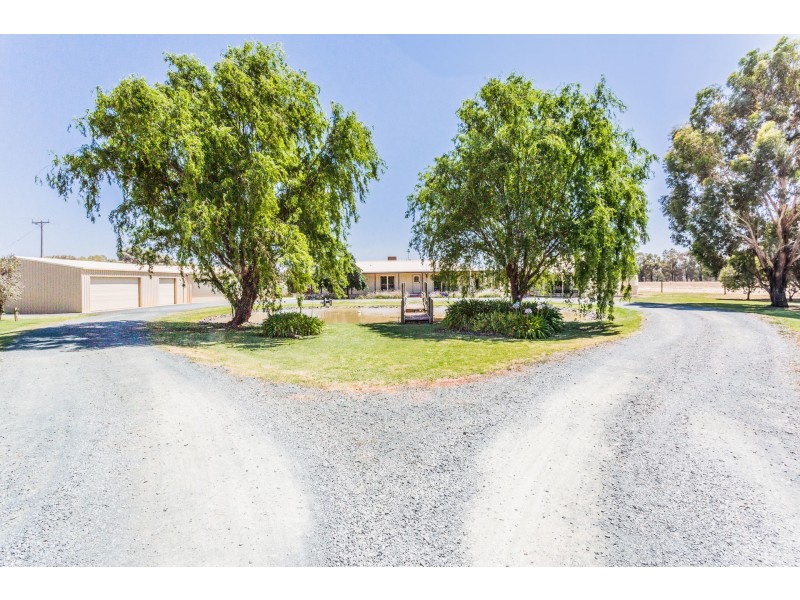 107 Latham Road, Echuca VIC 3564 First National Charles L King Sold