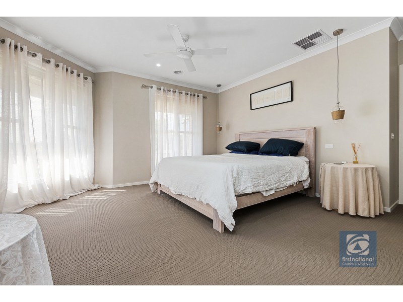 8 Sugargums Drive, Moama NSW 2731