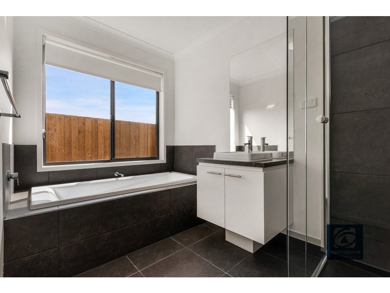 15 Lakeview Drive, Moama NSW 2731