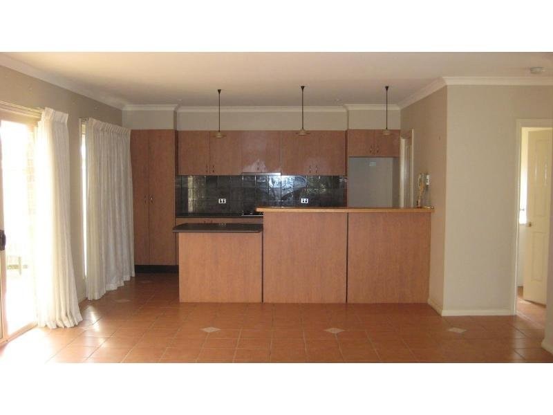 36 Genevieve Avenue, Echuca VIC 3564