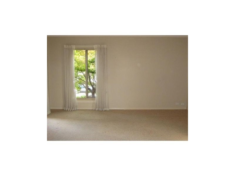 36 Genevieve Avenue, Echuca VIC 3564