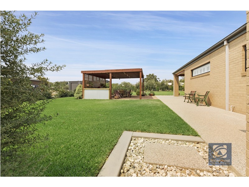 16 Manzanillo Avenue, Moama NSW 2731