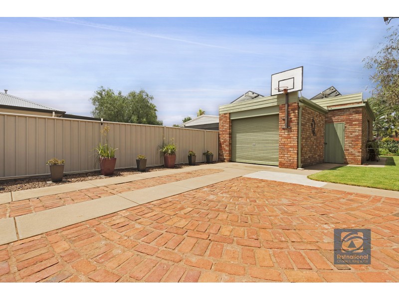 14 Barry Street, Echuca VIC 3564