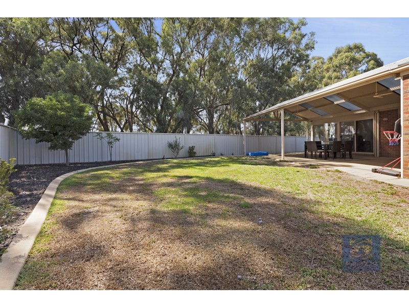 8 Harris Court, Moama NSW 2731