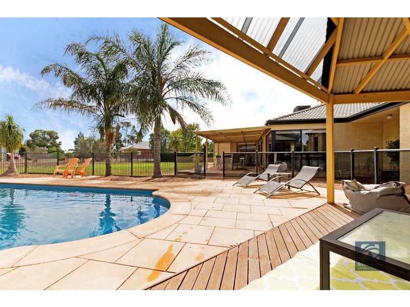 30 Village Court, Echuca VIC 3564