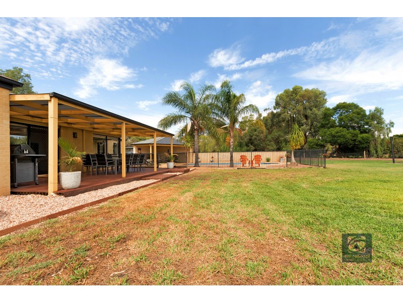 30 Village Court, Echuca VIC 3564