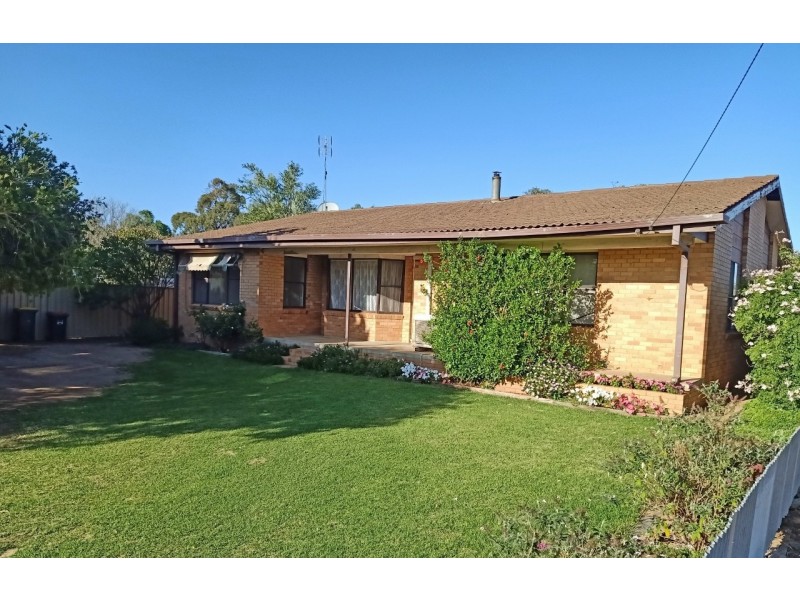 71 Moama Street, Mathoura NSW 2710