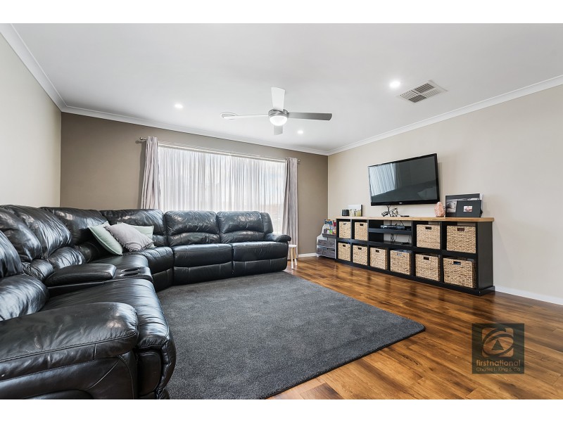 53 Declan Way, Echuca VIC 3564