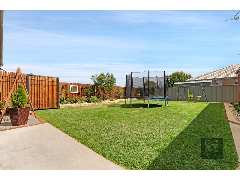 53 Declan Way, Echuca VIC 3564