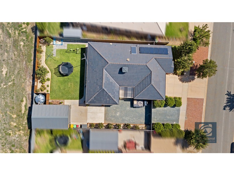 53 Declan Way, Echuca VIC 3564