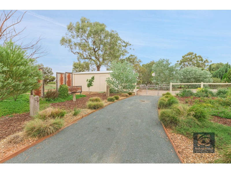 14 Hollara Drive, Moama NSW 2731
