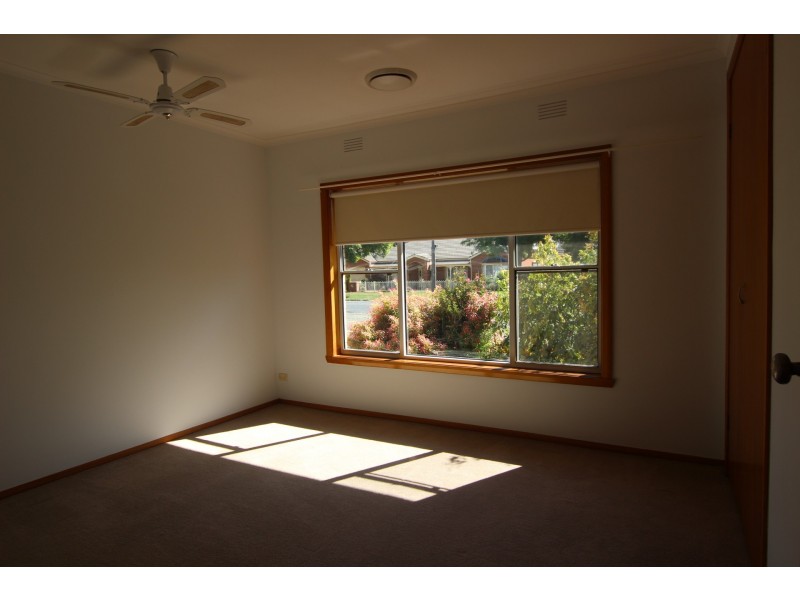 239 Eyre Street, Echuca VIC 3564