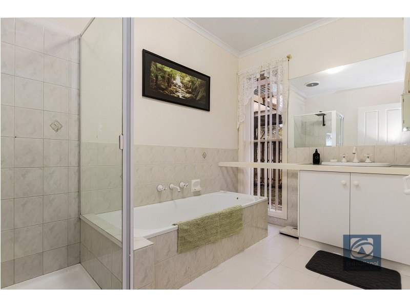 36 Glanville Road, Echuca VIC 3564