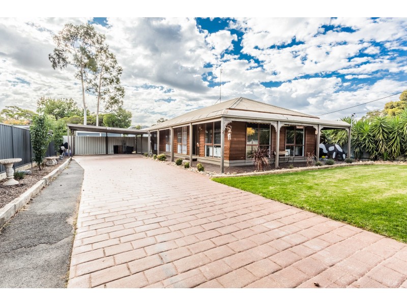 9 Martin Street, Moama NSW 2731
