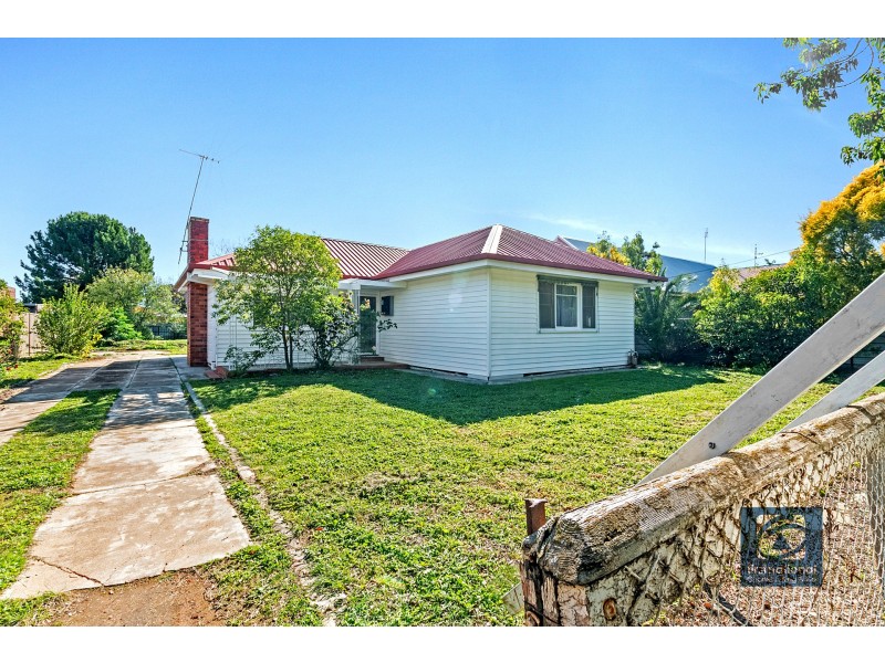 12 Echuca Street, Moama NSW 2731