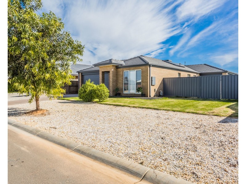 9 Lakeview Drive, Moama NSW 2731