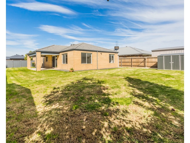 9 Lakeview Drive, Moama NSW 2731