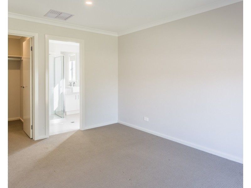 9 Lakeview Drive, Moama NSW 2731