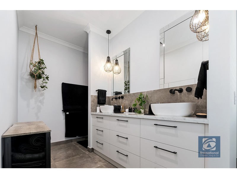 1 Apera Avenue, Moama NSW 2731