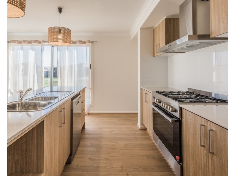22 Maker Parade, Echuca VIC 3564