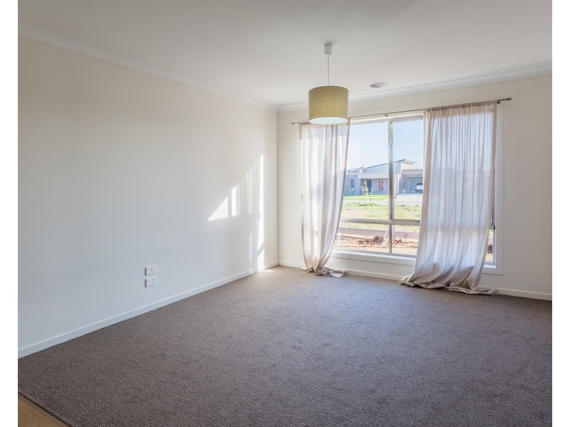 22 Maker Parade, Echuca VIC 3564