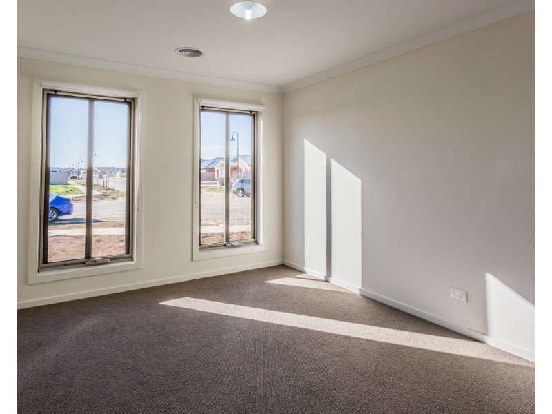 22 Maker Parade, Echuca VIC 3564