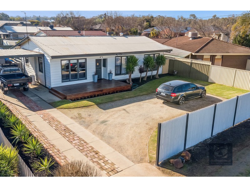 338 Ogilvie Avenue, Echuca VIC 3564