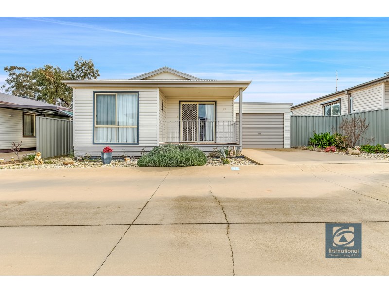 42 Swan Boulevard, Moama NSW 2731